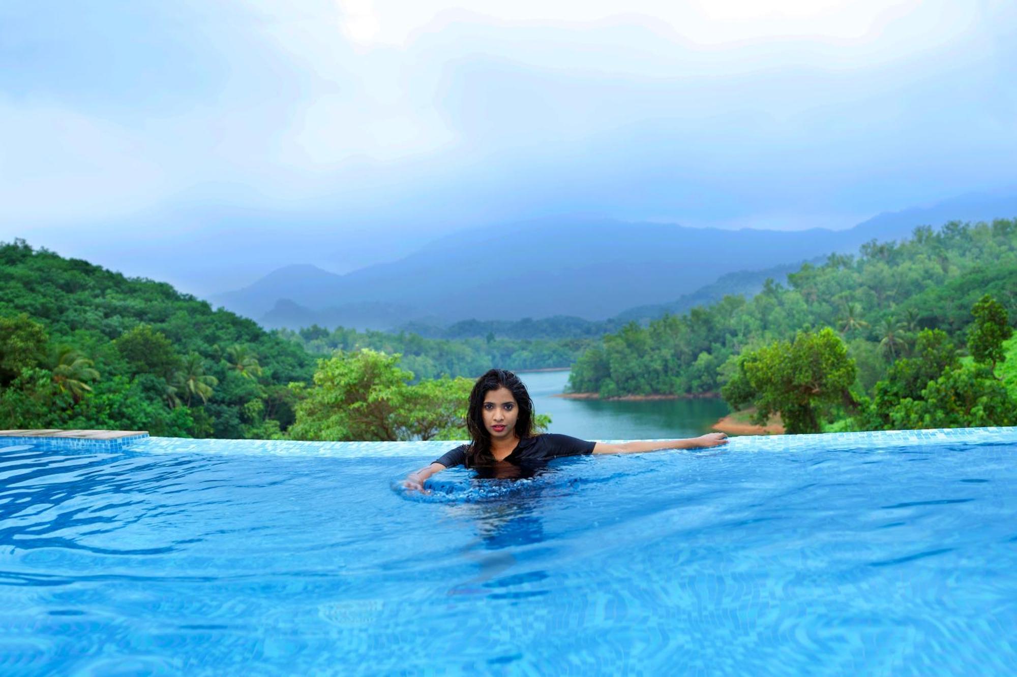 Serene Aqua Hills Kozhikode Hotel Mennanyam Ngoại thất bức ảnh